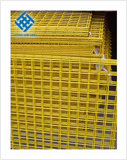 1.5 inch PVC coated welded wire mesh